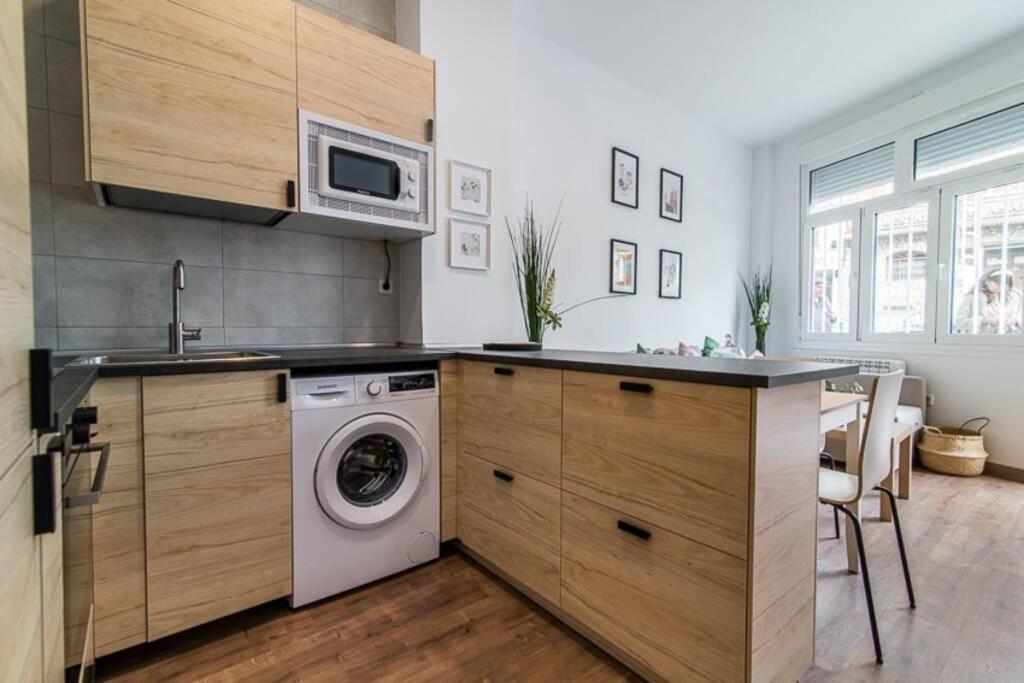 #15Pin-2 Apartamento De Un Dormitorio Plaza Castilla Madrid Extérieur photo