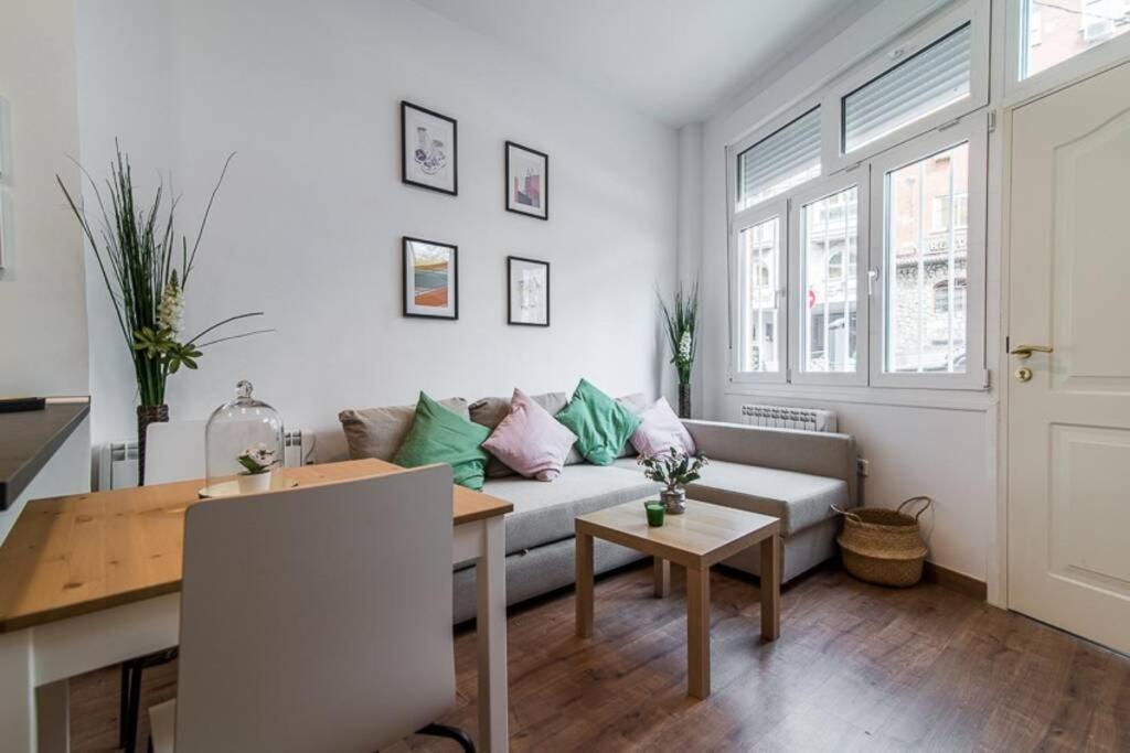 #15Pin-2 Apartamento De Un Dormitorio Plaza Castilla Madrid Extérieur photo