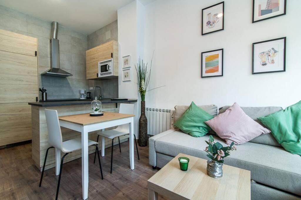#15Pin-2 Apartamento De Un Dormitorio Plaza Castilla Madrid Extérieur photo